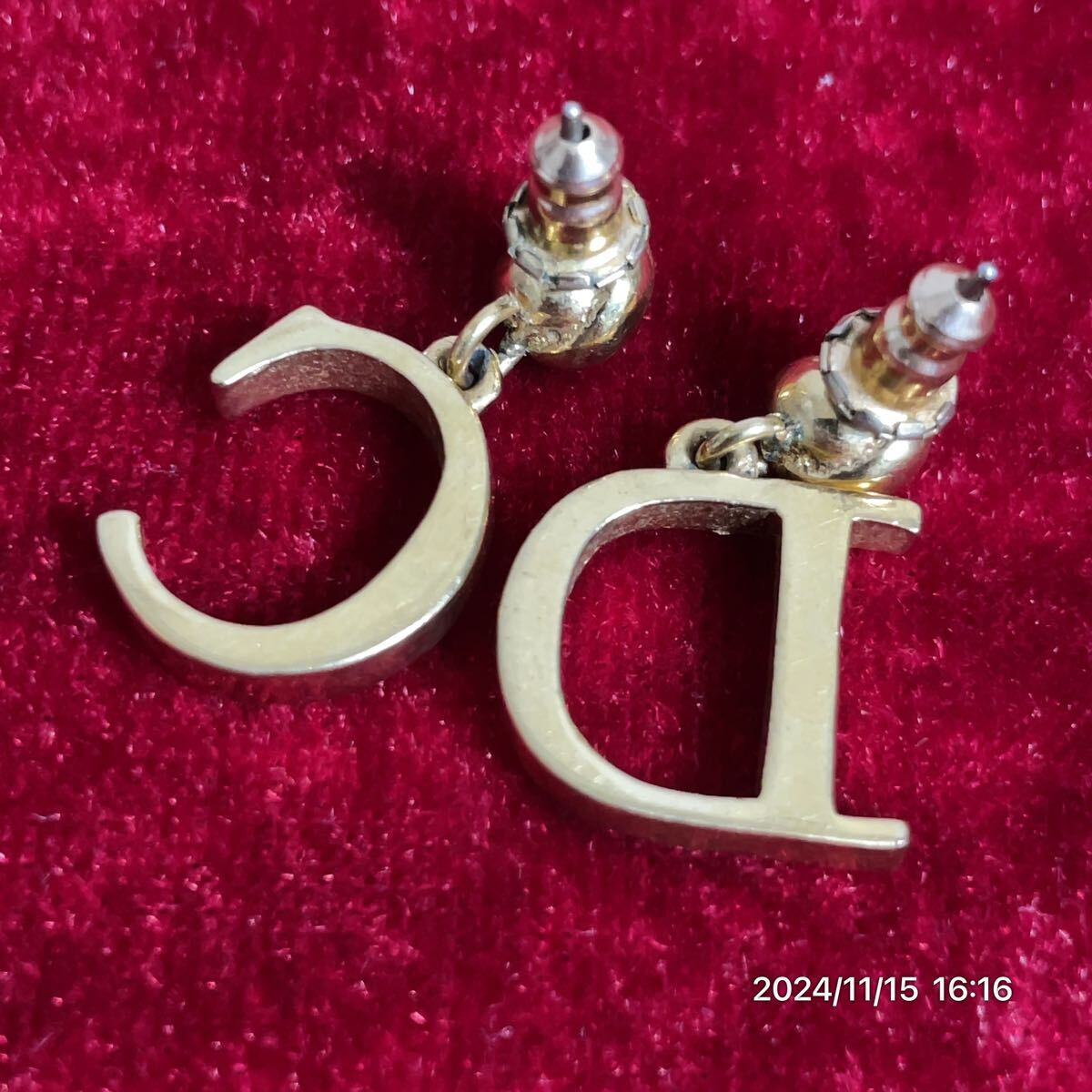Dior クリスチャン ディオール DCロゴ ゴールドカラー ピアス イヤリング アクセサリー_画像3