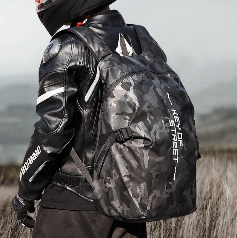 LRM4854メンズ ヘルメットバッグ ツーリング バックパック 迷彩バイク用 リュックサック オートバイサイクリングバッグ防水バッグ通勤通學