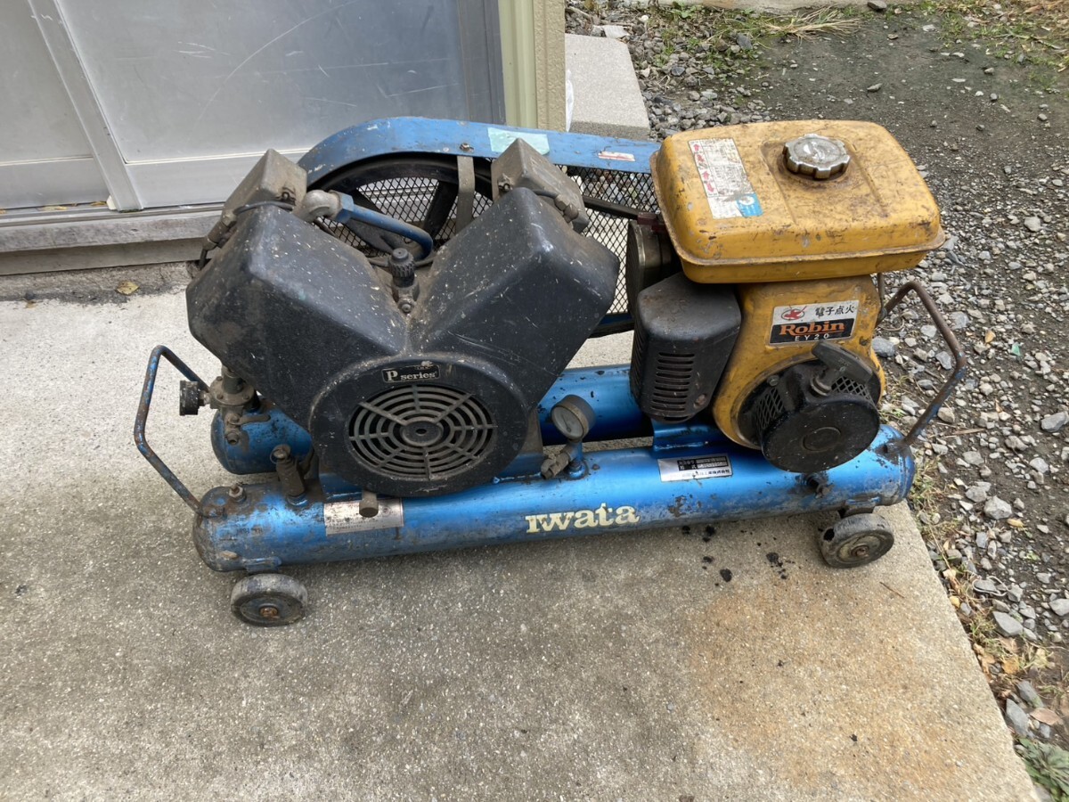 # IWATA SUE-222P エンジンコンプレッサー 岩田塗装機 動作品　(2) 直接引き取り限定　埼玉県さいたま市岩槻区保管