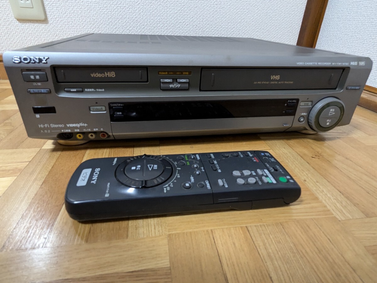 SONY ハイエイト & VHS ダブルビデオカセットレコーダー (WV-TW1