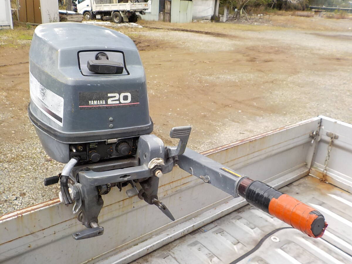 値下げ エンジン始動品 セル付ヤマハ 船外機 20馬力 2スト 値下げ エンジン始動品 セル付ヤマハ 船外機 20馬力 2スト