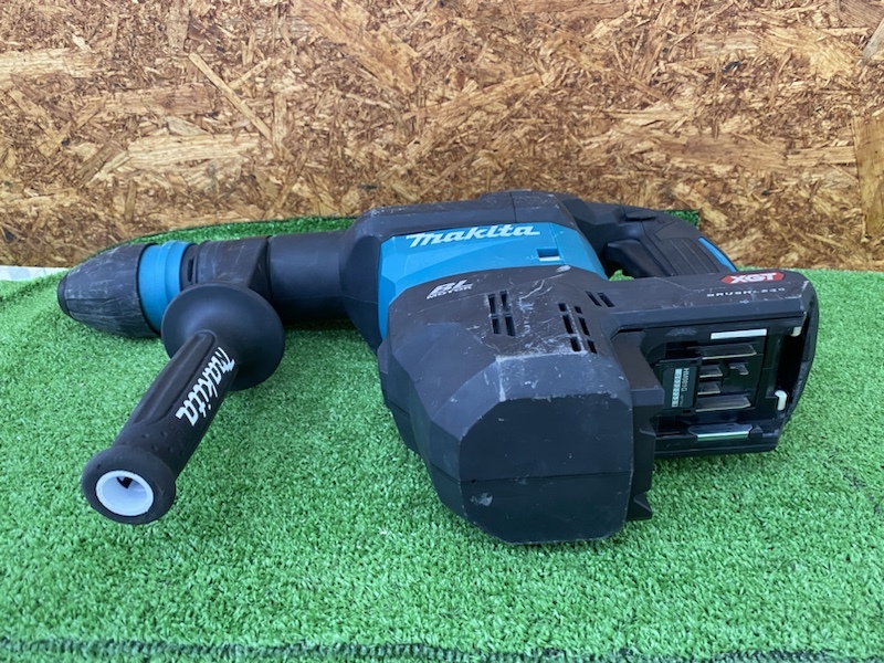13600円 △ D11-13 充電式ハンマ makita マキタ HM001GZK 本体 13600円 △ D11-13 充電式ハンマ makita マキタ HM001GZK 本体