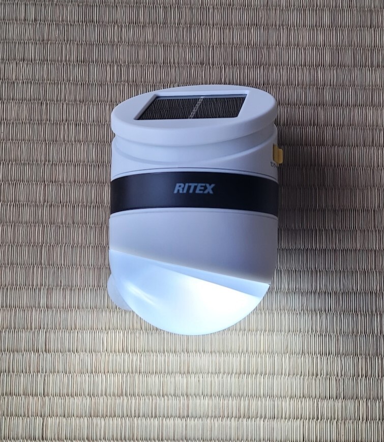 【中古/動作品】ムサシ RITEX どこでもセンサーライトソーラー ASL-093