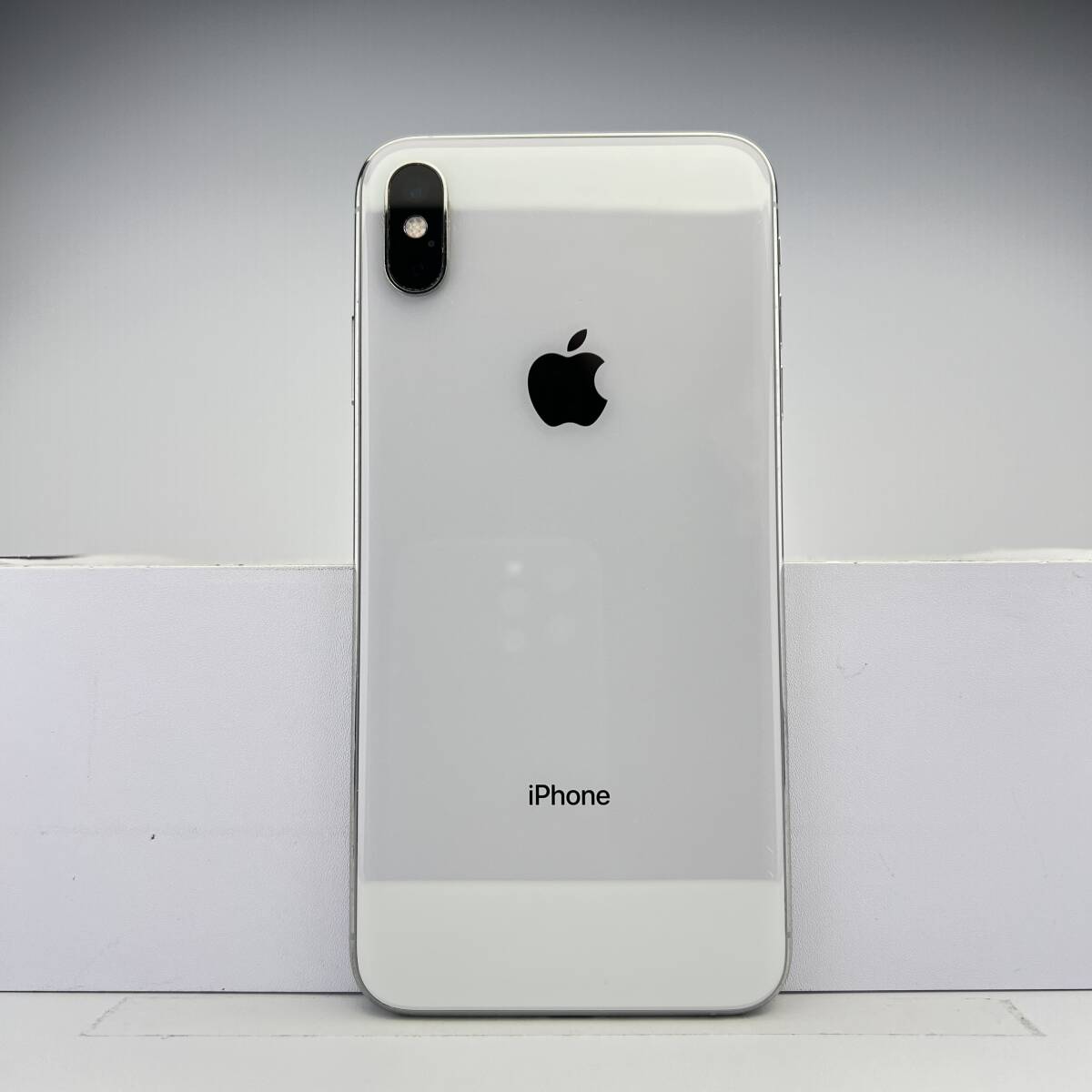 iPhone Xs Max 64GB silver SIM free goods with special circumstances Junk used body smartphone smart phone White ROM [ exhibition ID:26802]