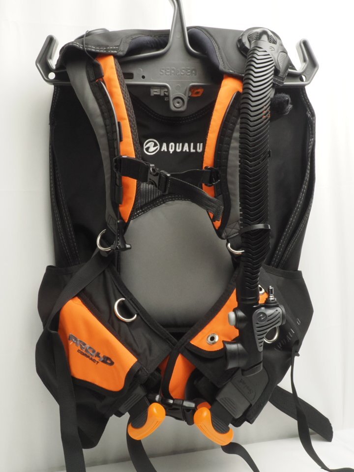 AQUALUNG アクアラング PROHD COMPACT バックフロート BC AQUALUNG アクアラング PROHD COMPACT バックフロート BC