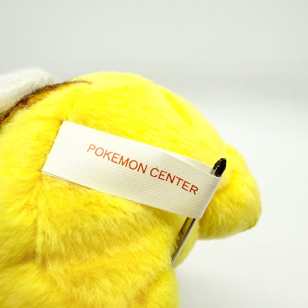 ポケモンセンター製 ピカチュウ サンタ チェーン付きマスコット ポケモンセンター製 ピカチュウ サンタ チェーン付きマスコット