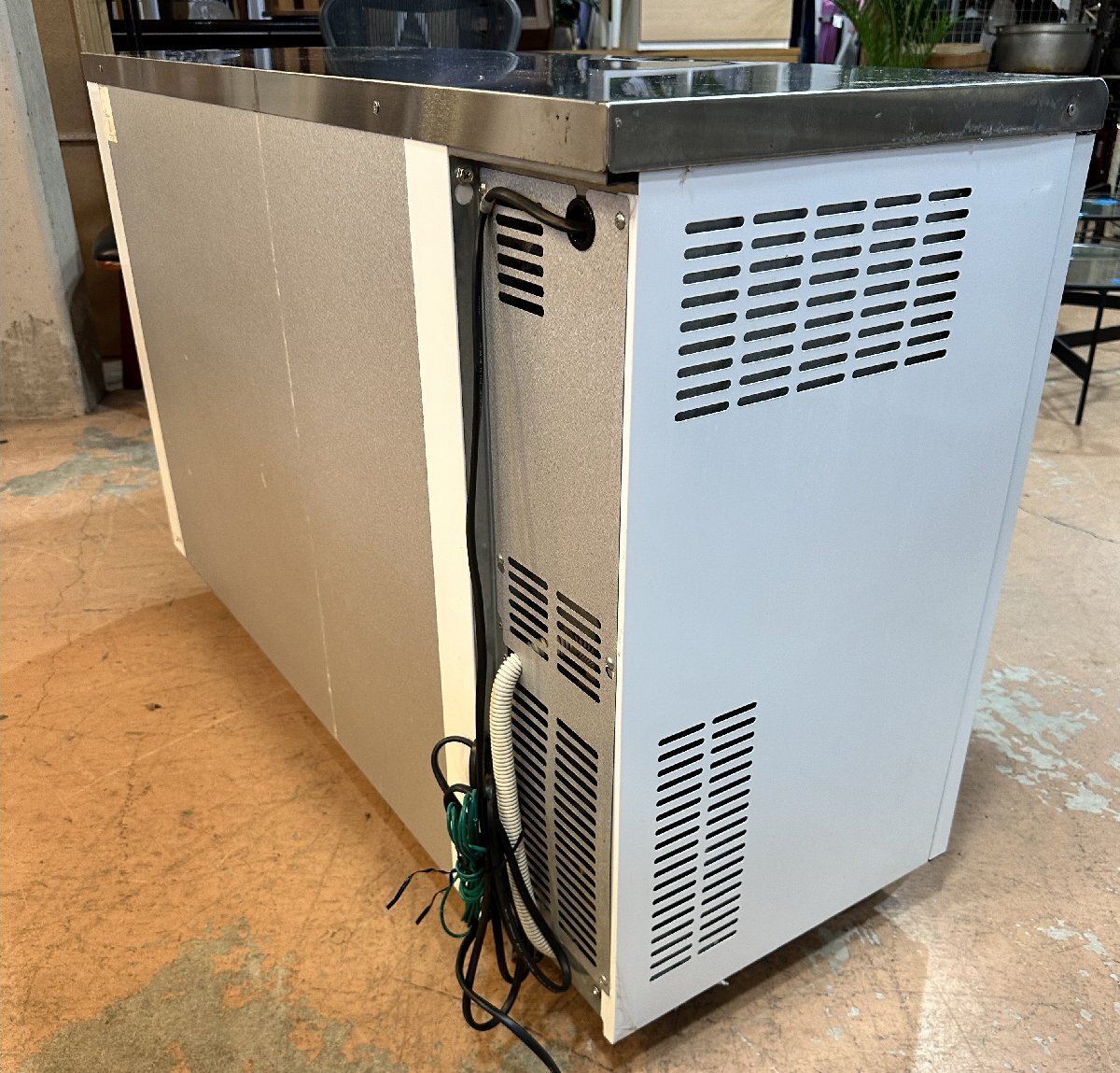 used ダイワ 臺(tái)下冷蔵ショーケース W1200xD450xH800 2020年式 4341DP-S 単相100V 冷蔵ショーケース 業(yè)務(wù)用 冷蔵庫 靜岡県裾野市