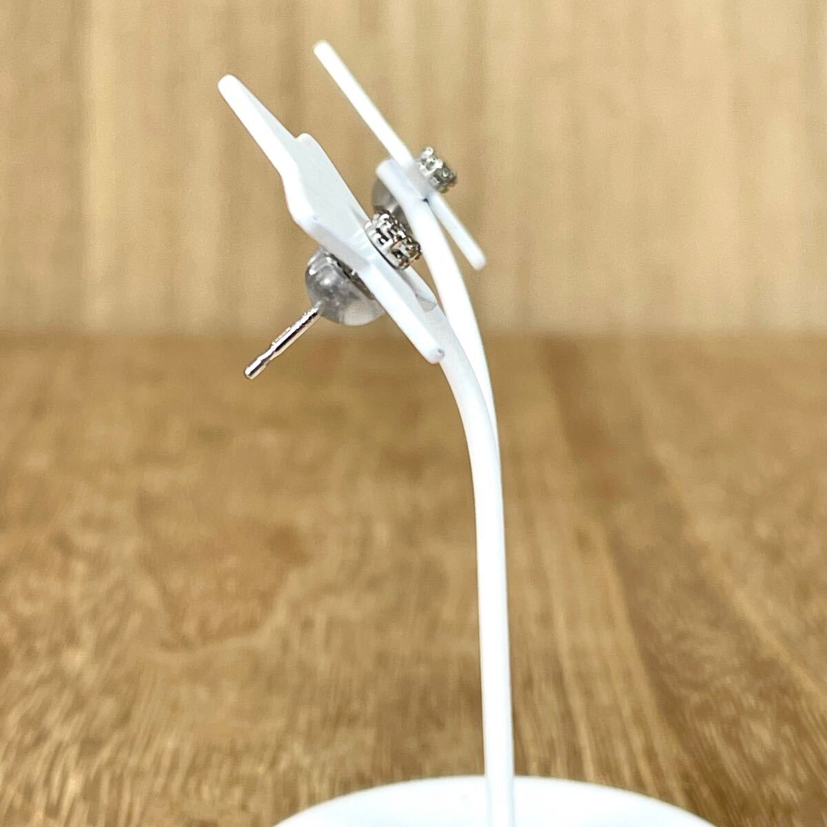 可愛い！QVC Pt900 ダイヤ 計0.10ct スタッド ピアス 0.76g M2027