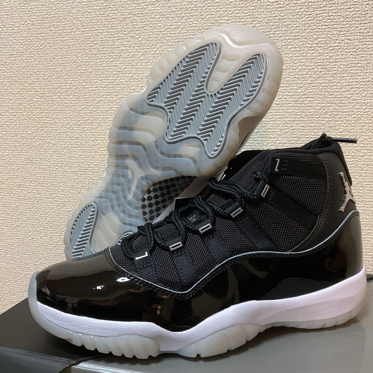 新品 黒タグ NIKE AIR JORDAN 11 RETRO CT8012-011 nike air jordan 11 retro メンズ ナイキ エアジョーダン11 26.5cm JUBILEE BLACK CLEAR