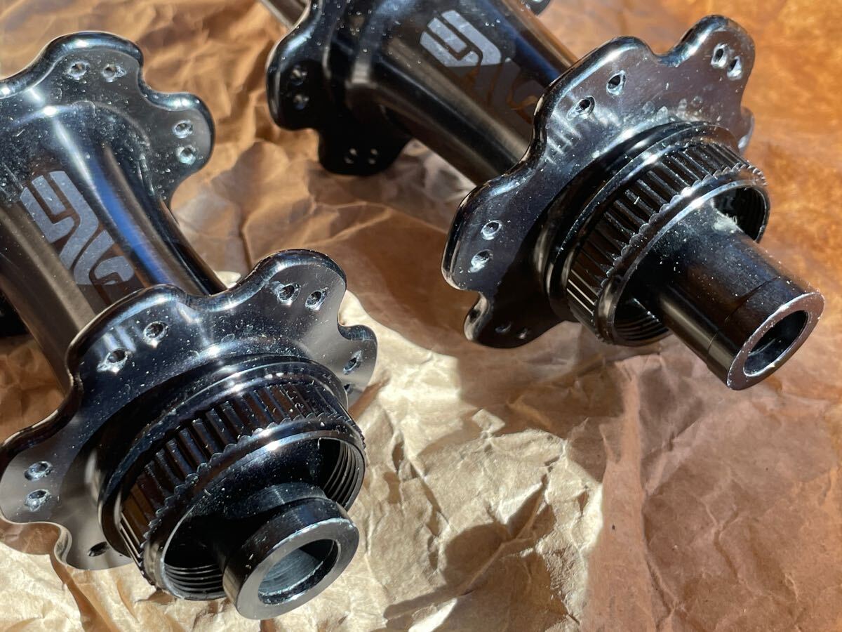 美中古 ENVE エンビ エンヴィ ハブ 前後 セット 24H 100 / 142 美中古 ENVE エンビ エンヴィ ハブ 前後 セット 24H 100 / 142