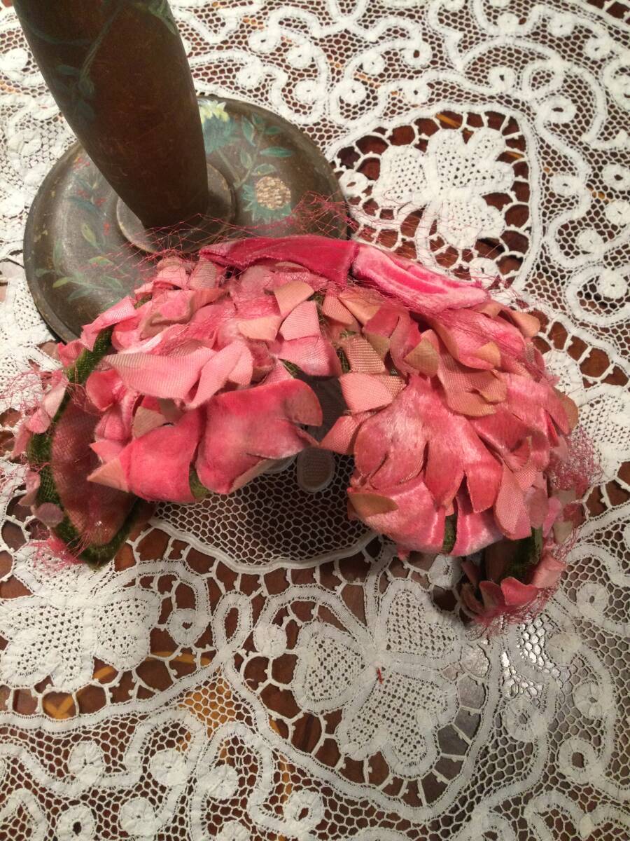 D1115-27 ヴィンテージ ピンクお花のボンネット
