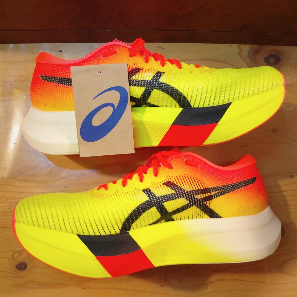 新品未使用・タグ有り】Asics/ Metaspeed Sky Paris/ 27 0 cm 新品未使用・タグ有り】Asics/ Metaspeed Sky Paris/ 27 0 cm