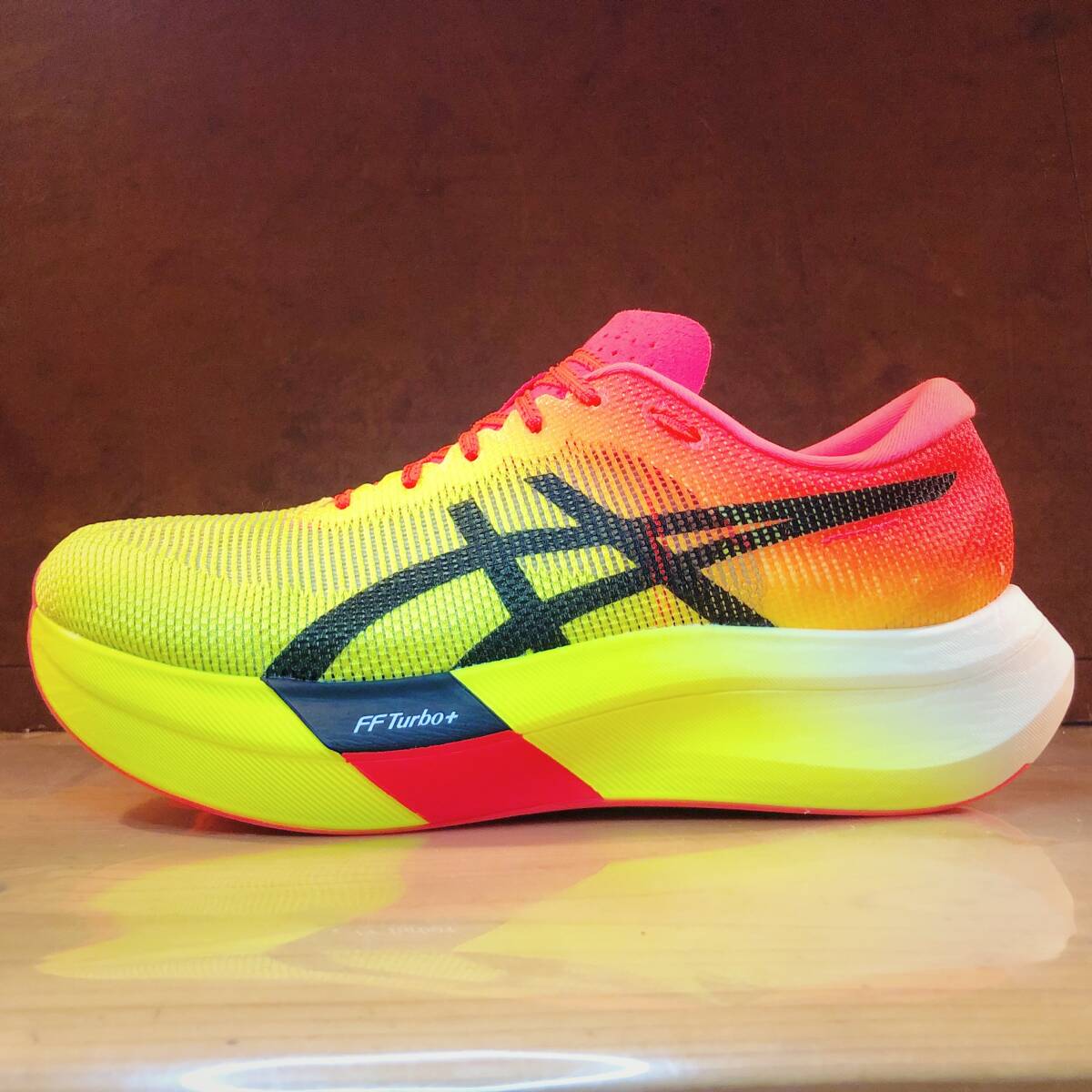 新品未使用・タグ有り】Asics/ Metaspeed Sky Paris/ 27 0 cm 新品未使用・タグ有り】Asics/ Metaspeed Sky Paris/ 27 0 cm