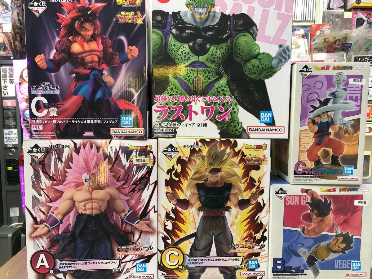 ドラゴンボール 一番くじ /孫悟空：ゼノ / 紅き仮面のサイヤ人 / セル / 黒衣の戦士 / 孫悟空vsフリーザ / 孫悟空vsベジータ / フィギュア