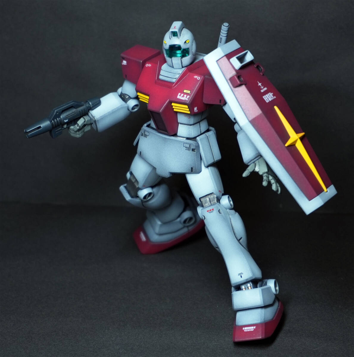 HG 1/144 RGM-79 'GM' ジム HG020 GM 塗装済 完成品 [管:E62]