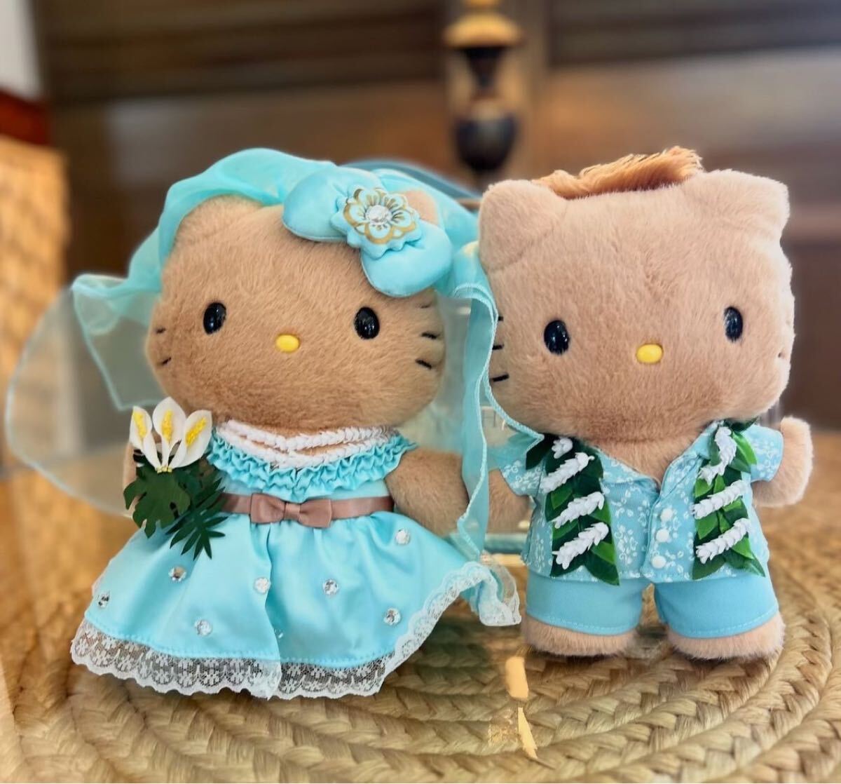 いよてつ百貨店限定、坊ちゃんダニエル&マドンナキティぬいぐるみ サンリオ いよてつ百貨店限定、坊ちゃんダニエル&マドンナキティぬいぐるみ サンリオ