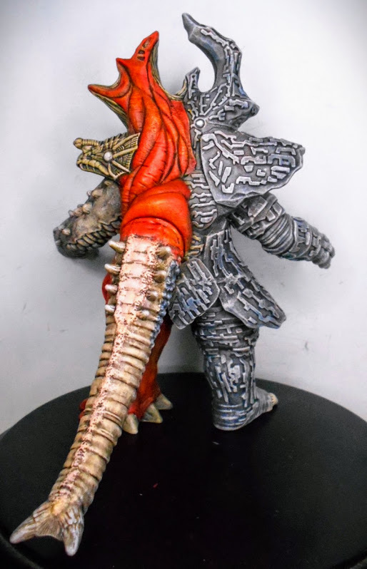 ウルトラ怪獣シリーズ 冥府闇将軍獣ヘルナラク リペイント 完成