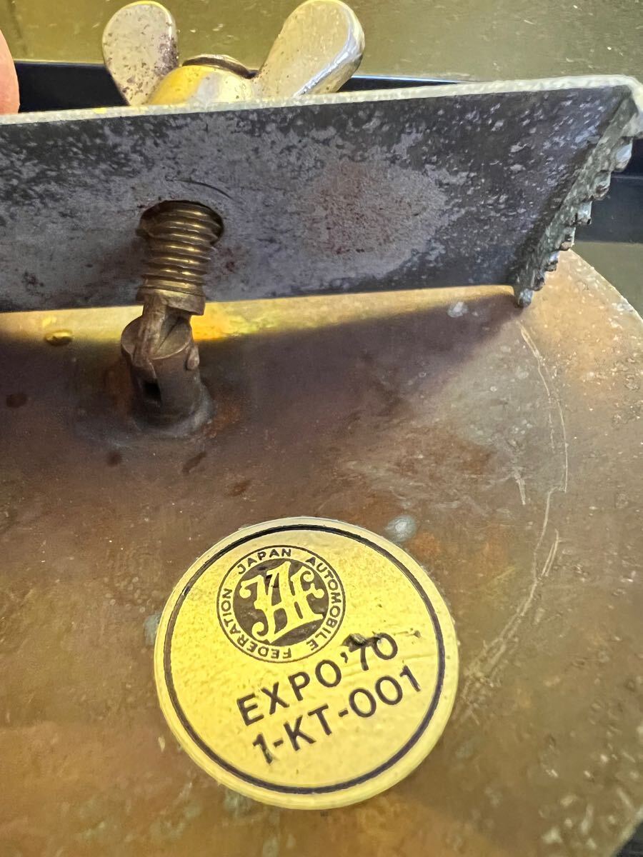 当時物！JAFカーバッジ EXPO'70 1970年 グリルエンブレム 記念