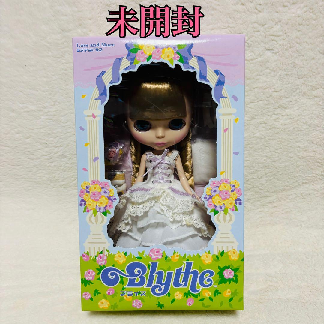 未開封】Blythe ブライス ラブアンドモア フィギュア 未開封】Blythe ブライス ラブアンドモア フィギュア