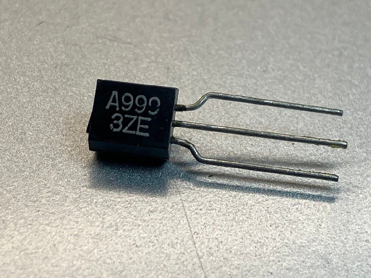 N0147#PNP transistor 2SA999 3ZE b3667