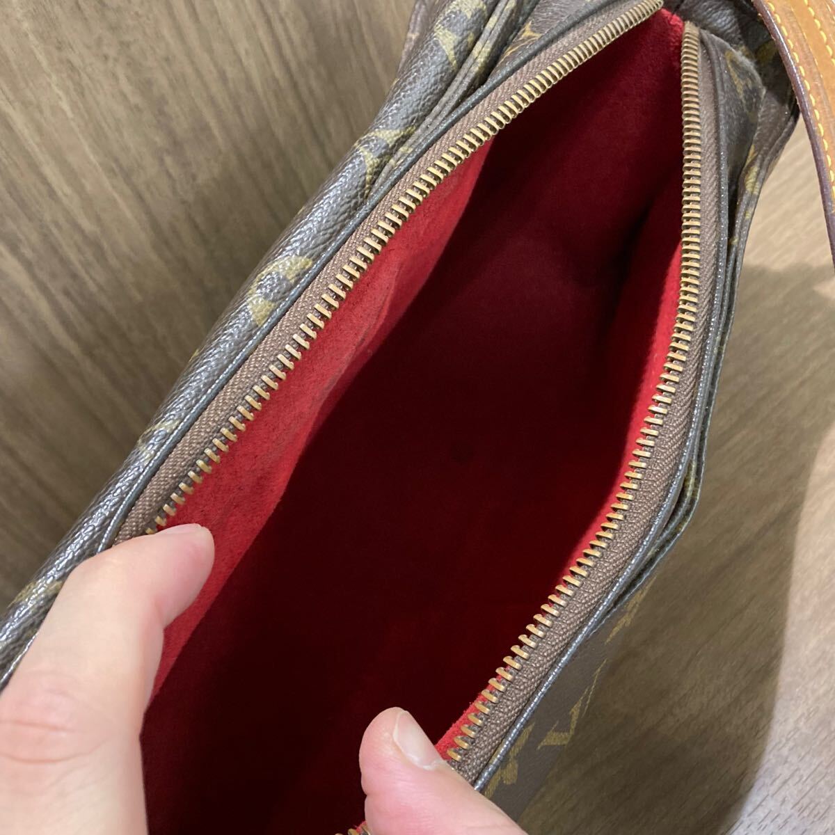 LOUIS VUITTON ルイヴィトン モノグラム ヴィバシテMM LOUIS VUITTON ルイヴィトン モノグラム ヴィバシテMM