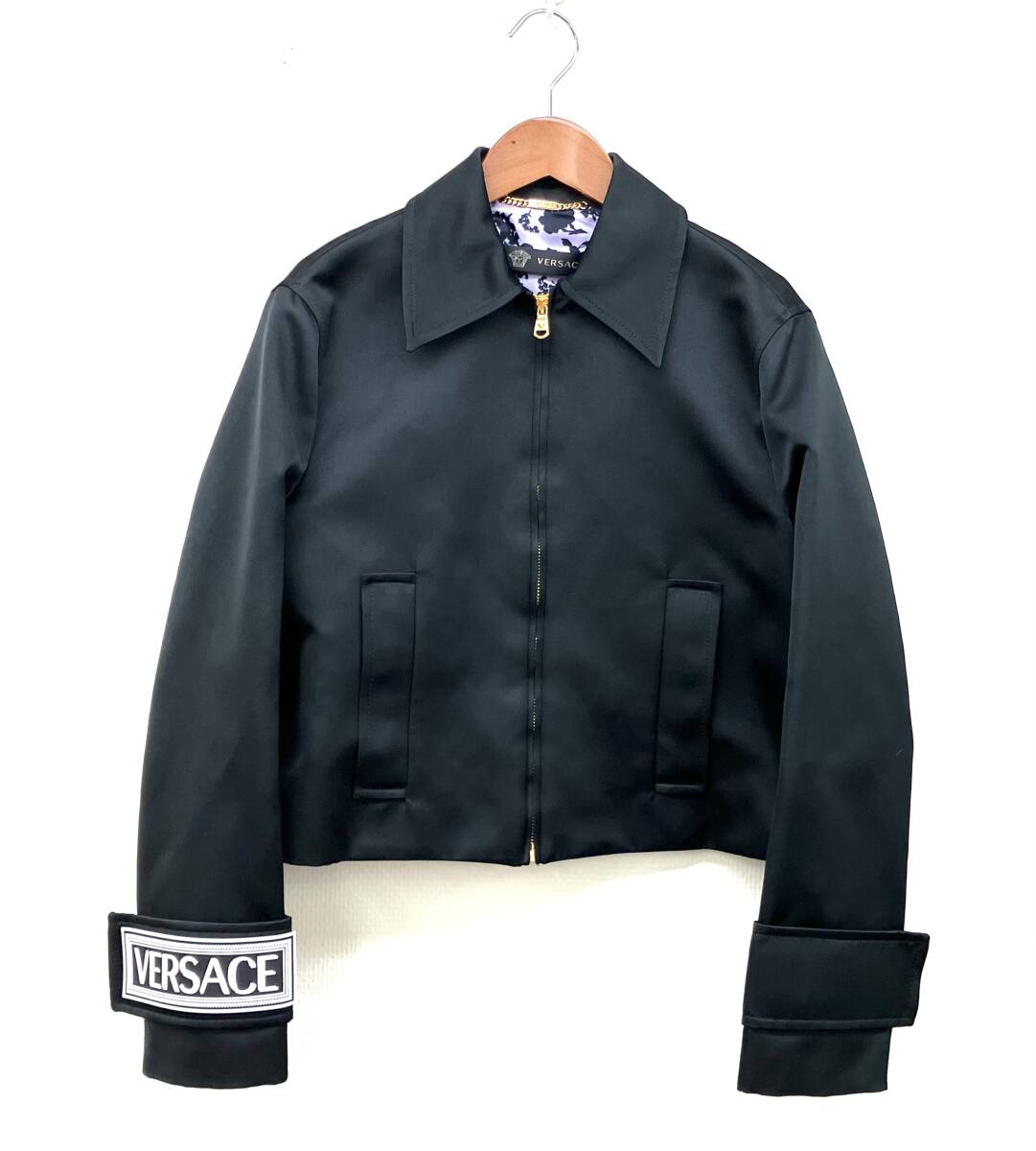 VERSACE ヴェルサーチ ロゴ ドリズラー ジャケット A82995 A229737 サイズ38