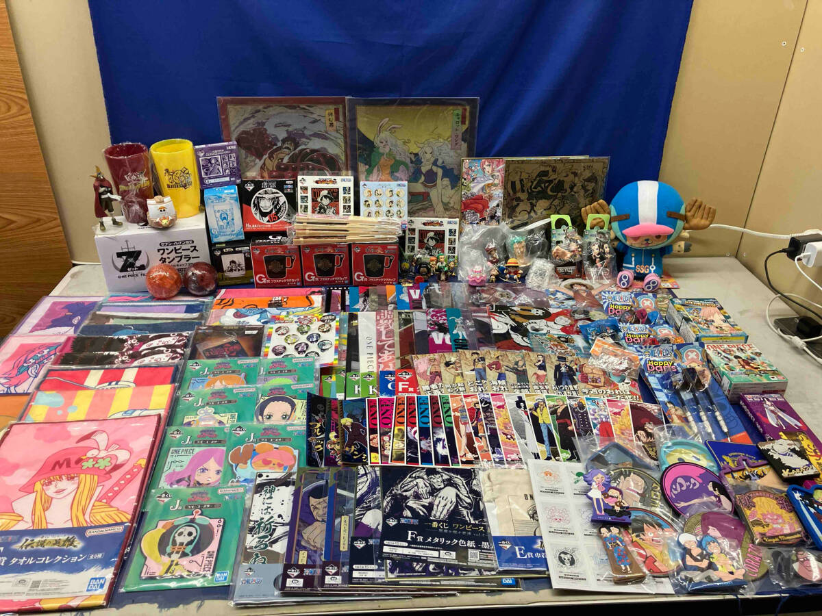 ワンピースグッズまとめ売り