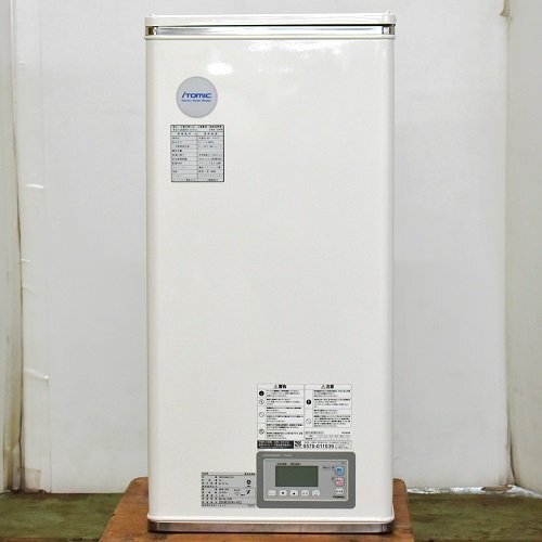 ☆ 現状渡し 日本イトミック 小型電気温水器 壁掛型 貯湯式 ☆ 現状渡し 日本イトミック 小型電気温水器 壁掛型 貯湯式