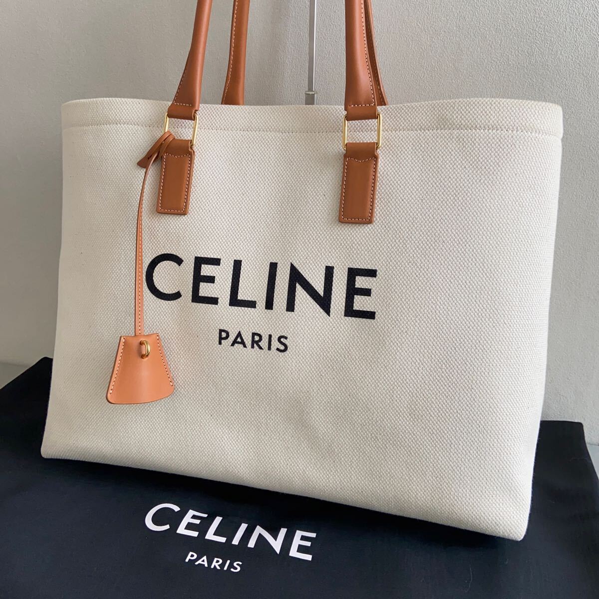 100%安い 楽天市場】セリーヌ CELINE メイドイントート 100%安い 楽天市場】セリーヌ CELINE メイドイントート