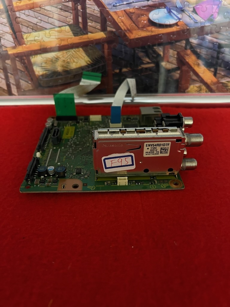 交換補(bǔ)修用パーツ ■ Panasonic DMR-XE100('11)用地デジチューナー基盤　動(dòng)作確認(rèn)済(F95)