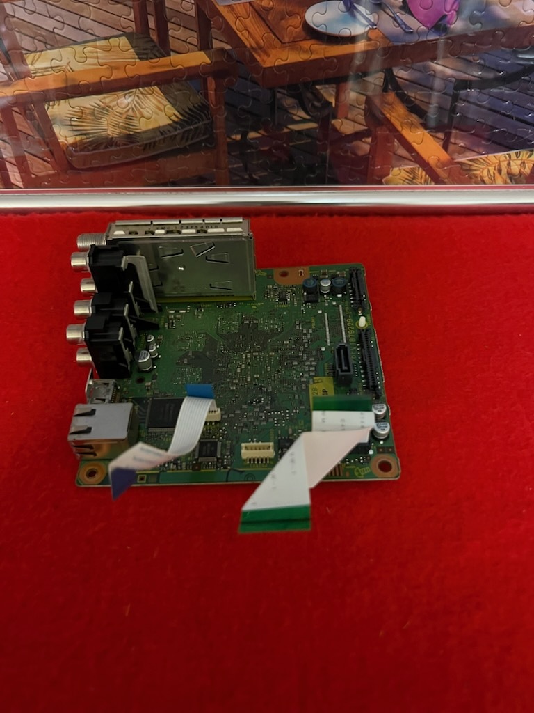 交換補(bǔ)修用パーツ ■ Panasonic DMR-XE100('11)用地デジチューナー基盤　動(dòng)作確認(rèn)済(F95)
