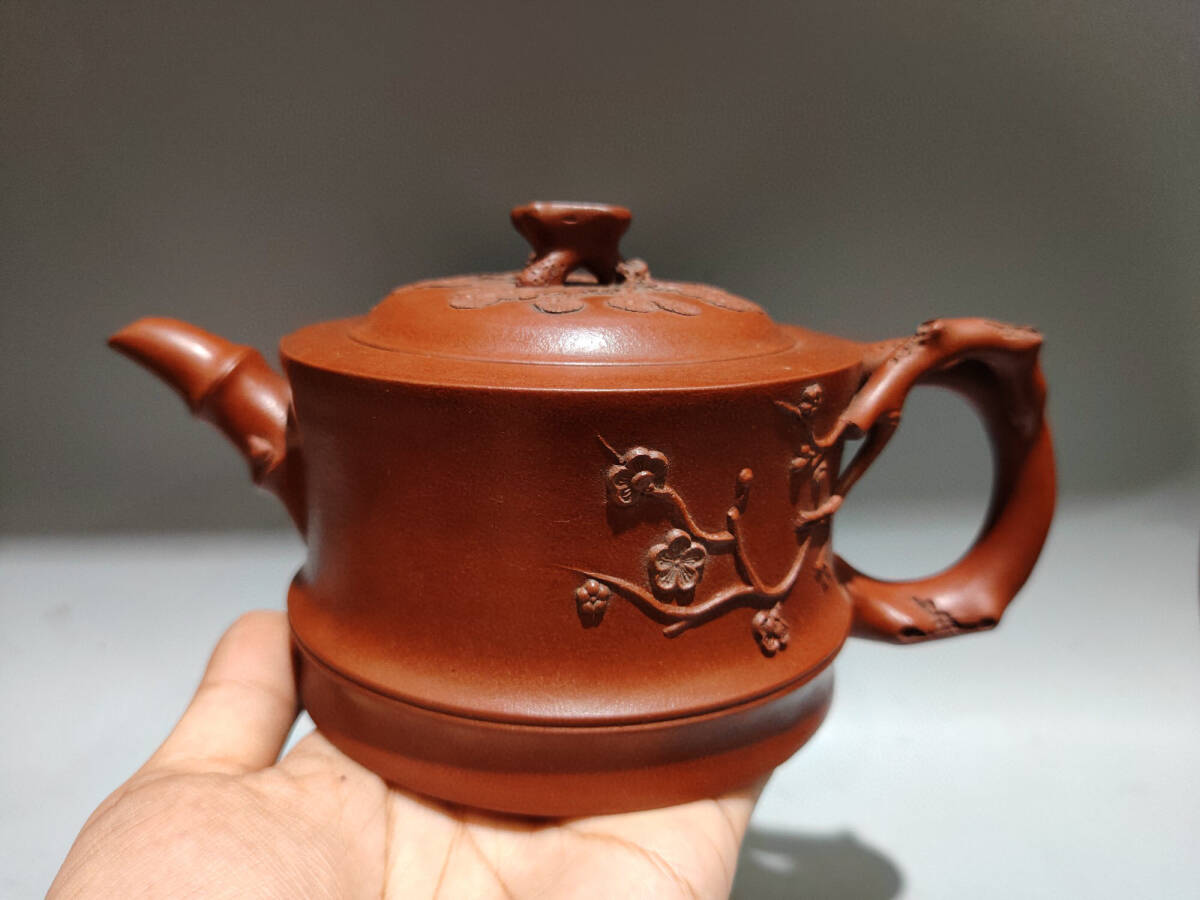 【仁】『紫砂壺・梅花に杭を打ち込む 壺・汪寅仙款・紅泥・茶具・茶道品』極細工 古賞物 中国古玩 古美術 古美味