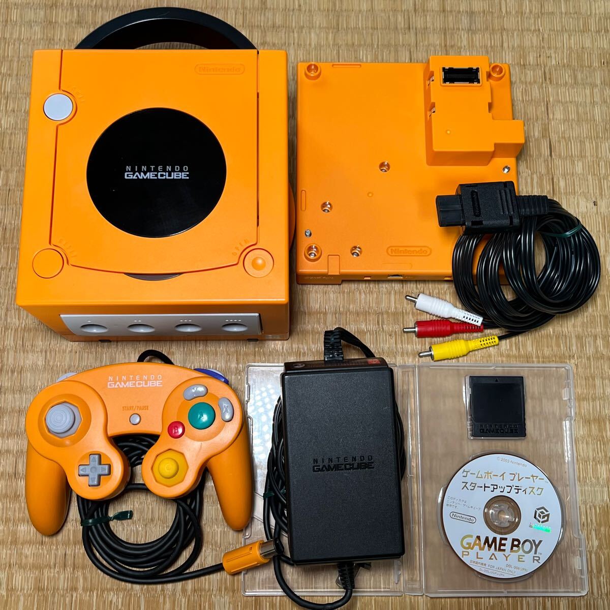 状態良好】ゲームキューブ GC オレンジ ゲームボーイプレイヤー 状態良好】ゲームキューブ GC オレンジ ゲームボーイプレイヤー