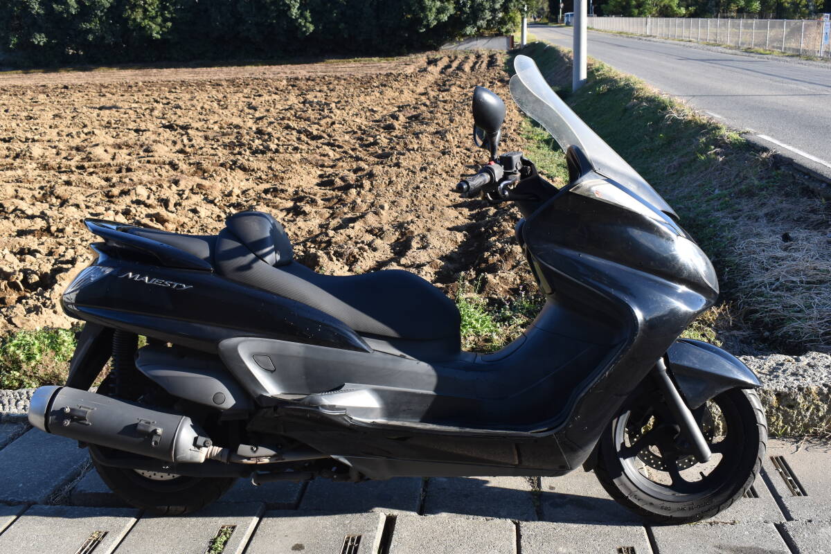 グランドマジェスティ250.SG15J.400.SH04J.DCRフェイスマスク.スクリーンレス.エアロ.フロントスポイラー.アッパーカウル グランドマジェスティ250.SG15J.400.SH04J.DCRフェイスマスク.スクリーンレス.エアロ.フロントスポイラー.アッパーカウル