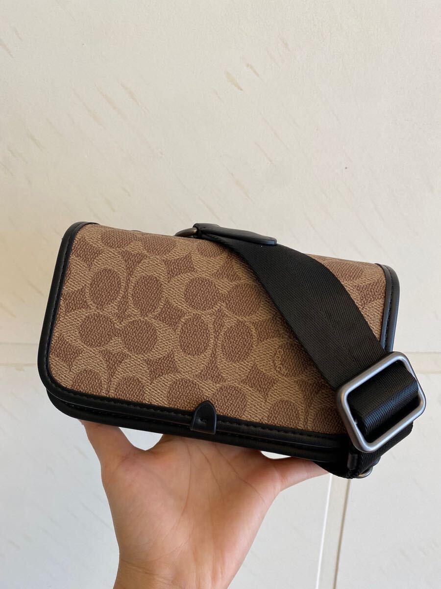 Bibian 比比昂- 新品COACH バッグコーチメンズショルダーバッグ Bibian 比比昂- 新品COACH バッグコーチメンズショルダーバッグ