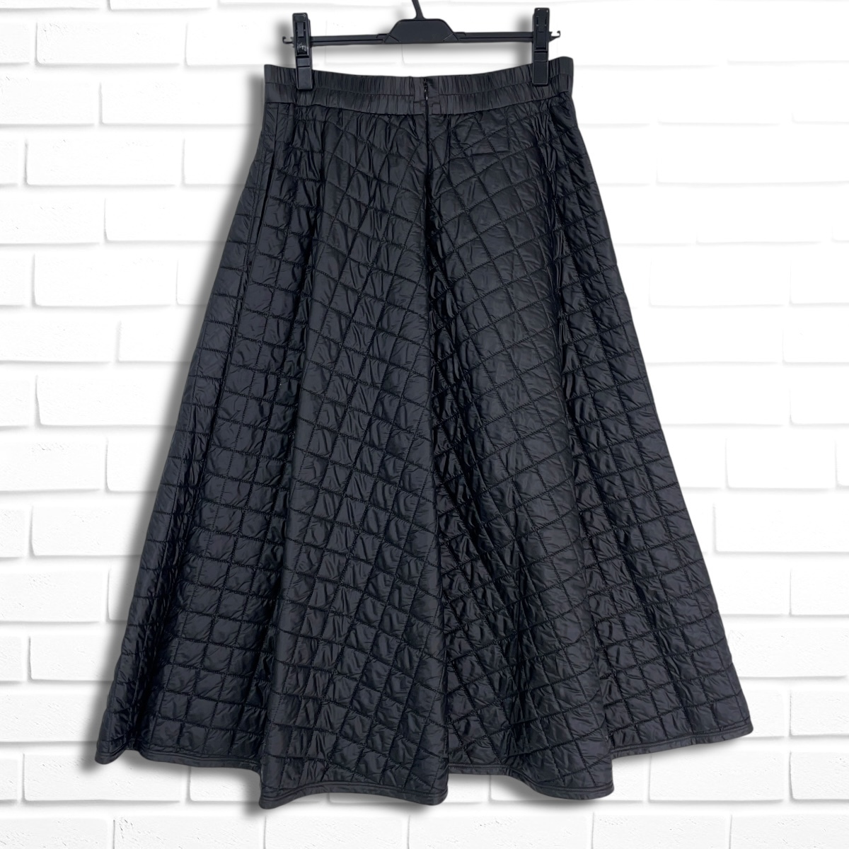 ISSEY MIYAKE】HaaT ロングスカート 日本製 ブラック 2サイズ ISSEY MIYAKE】HaaT ロングスカート 日本製 ブラック 2サイズ