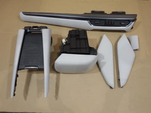 【山形 酒田発】中古 アテンザ LDA-GJ2FP インテリアパネル6点セット 純正 ホワイトレザー トリムNo:KK2 写真にある物のみ テスト済