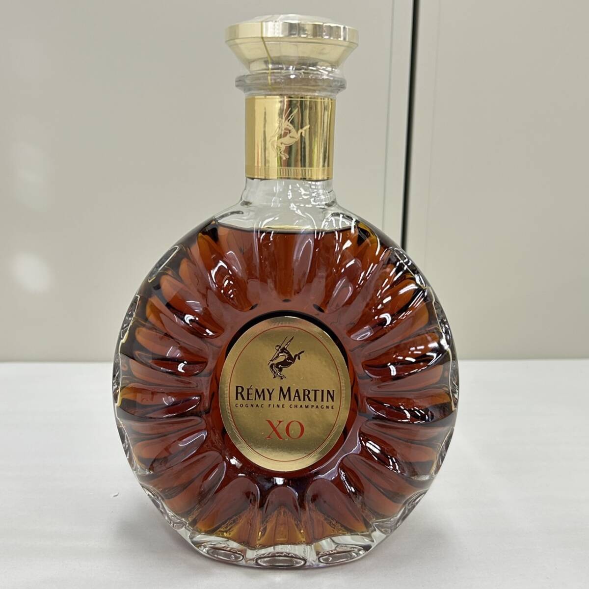 24千/A024757-1/S123-429/OK7000 酒 REMY MARTIN XO COGNAC FINE CHAMPAGNE レミーマルタン XO コニャック ブランデー 40% 700ml