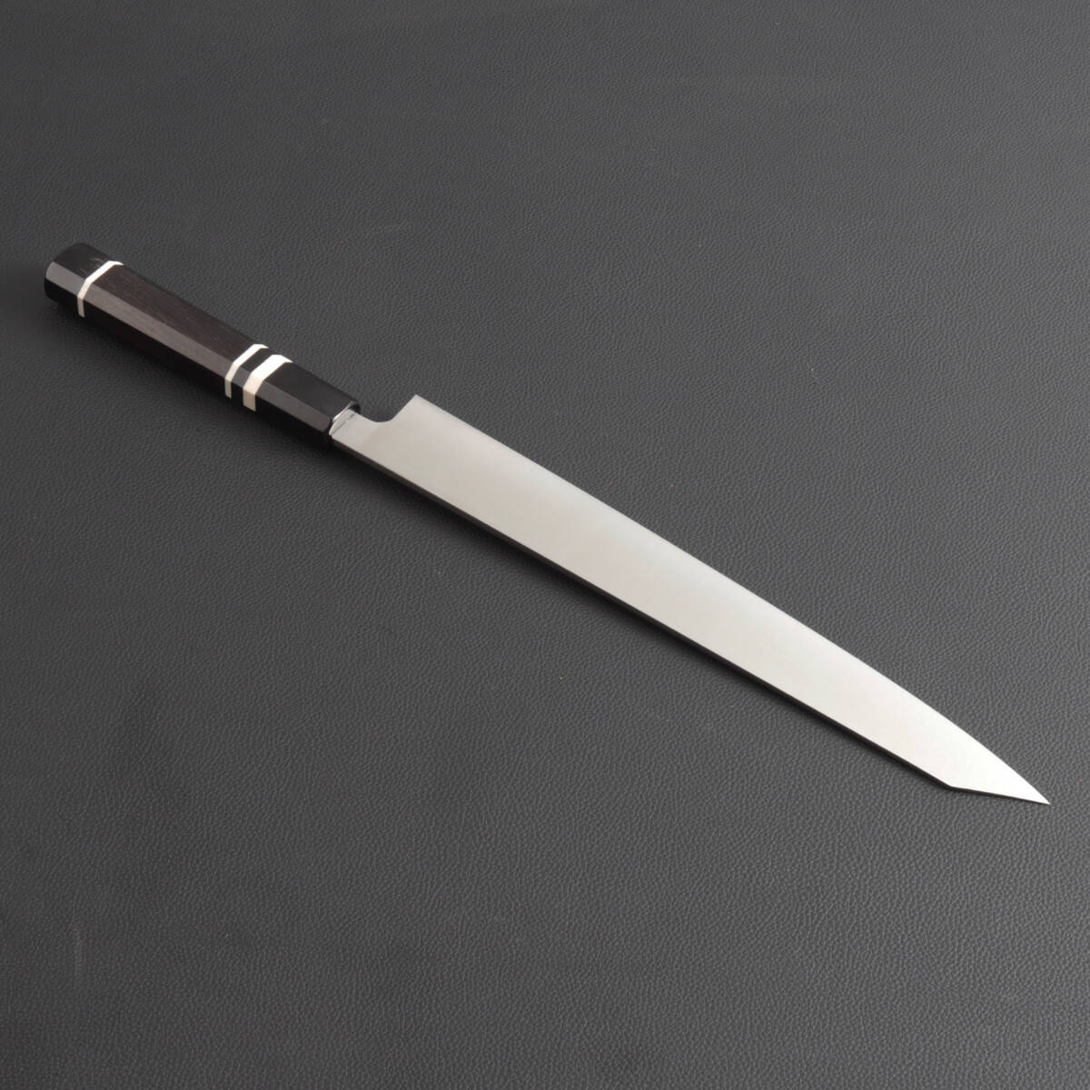 10068 勘所型切付包丁 尺一(刃渡り330mm) 刺身包丁 和包丁 料理包丁 刃は究極の切れ味 黒檀黒水牛角白三本巻八角柄