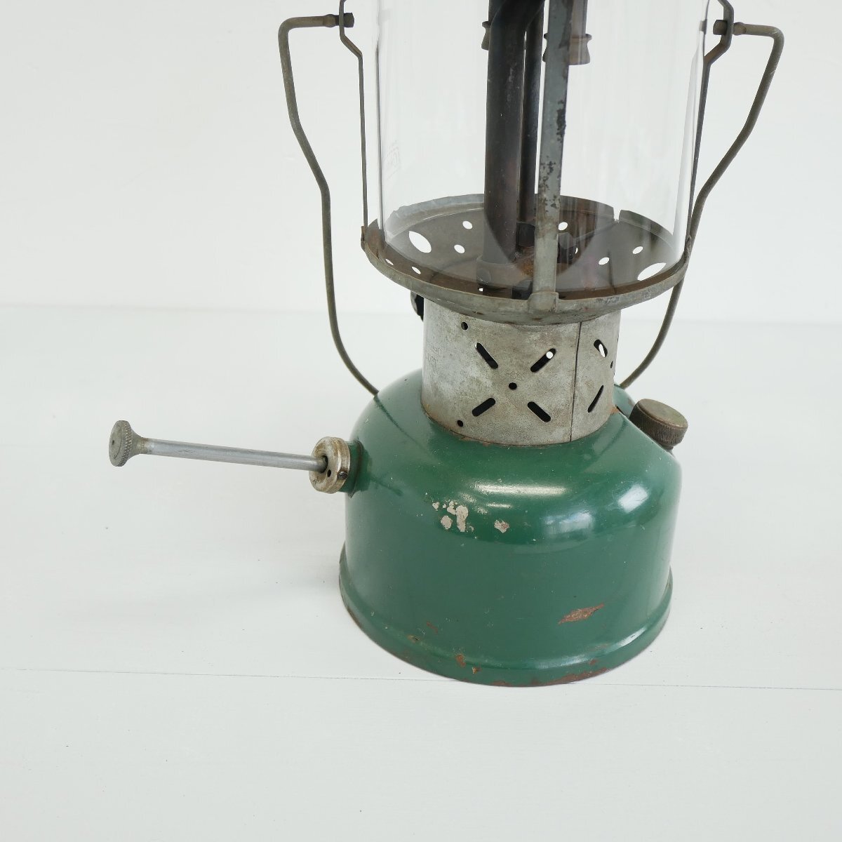アメリカ ヴィンテージ Coleman ランタン 220F【#4683】1952年1 アメリカ ヴィンテージ Coleman ランタン 220F【#4683】1952年1