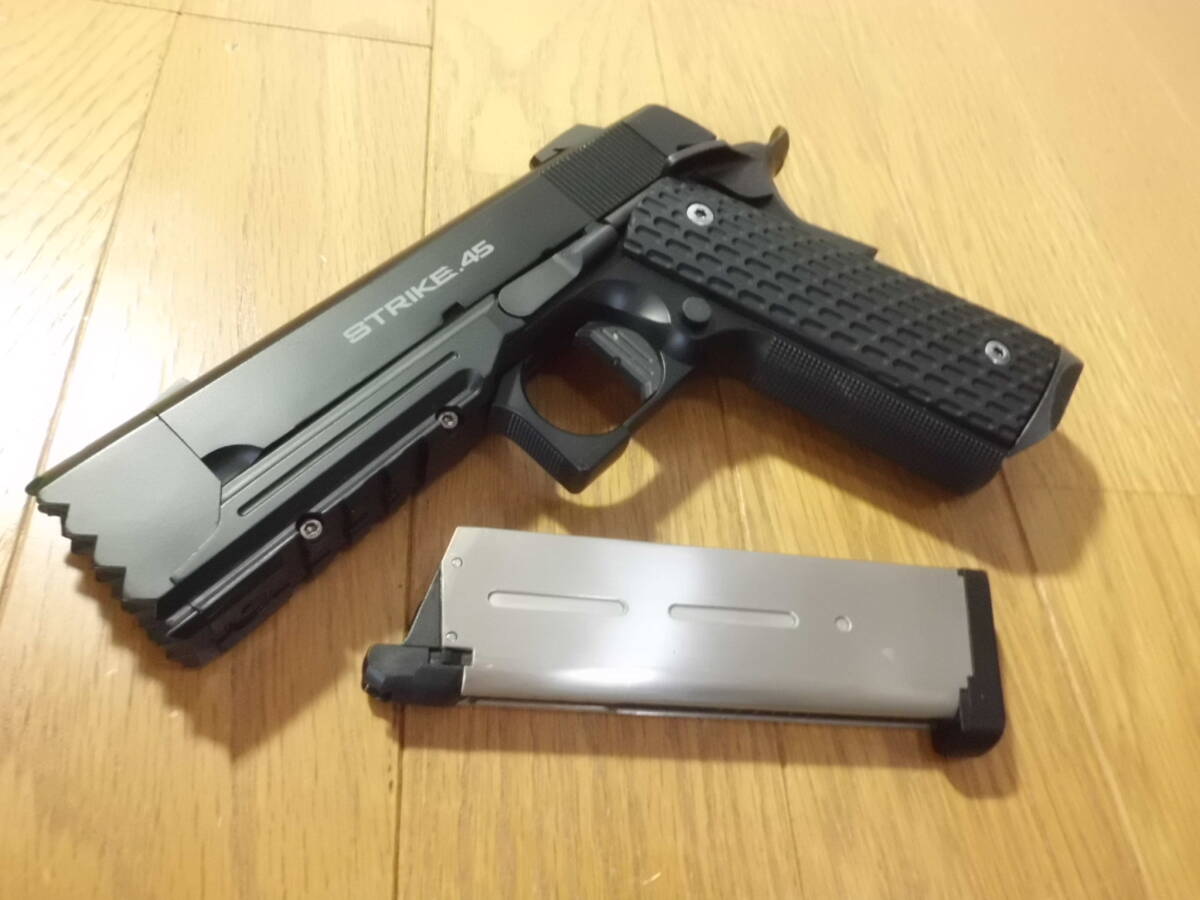 東京マルイ ガスブローバック ストライクウォーリア　　　　　　　　　　　　　　　　　　　　　/リコリスリコイル ハイキャパ M1911