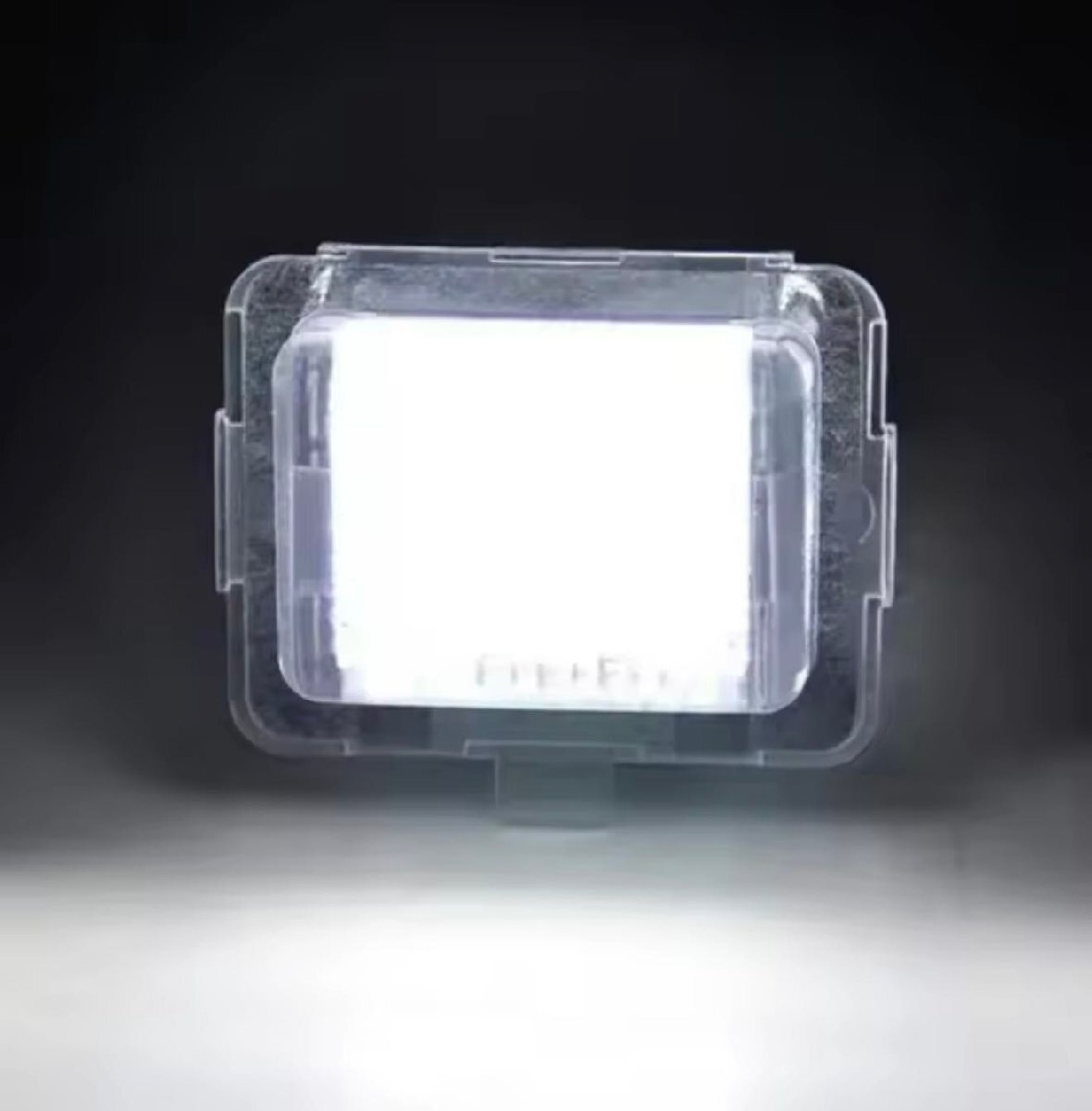 激白光 ! 交換式 ! メルセデス ベンツ LED ナンバー燈 ライセンス ランプ メルセデス マイバッハ W223 S580 S680 4マチック Sクラス