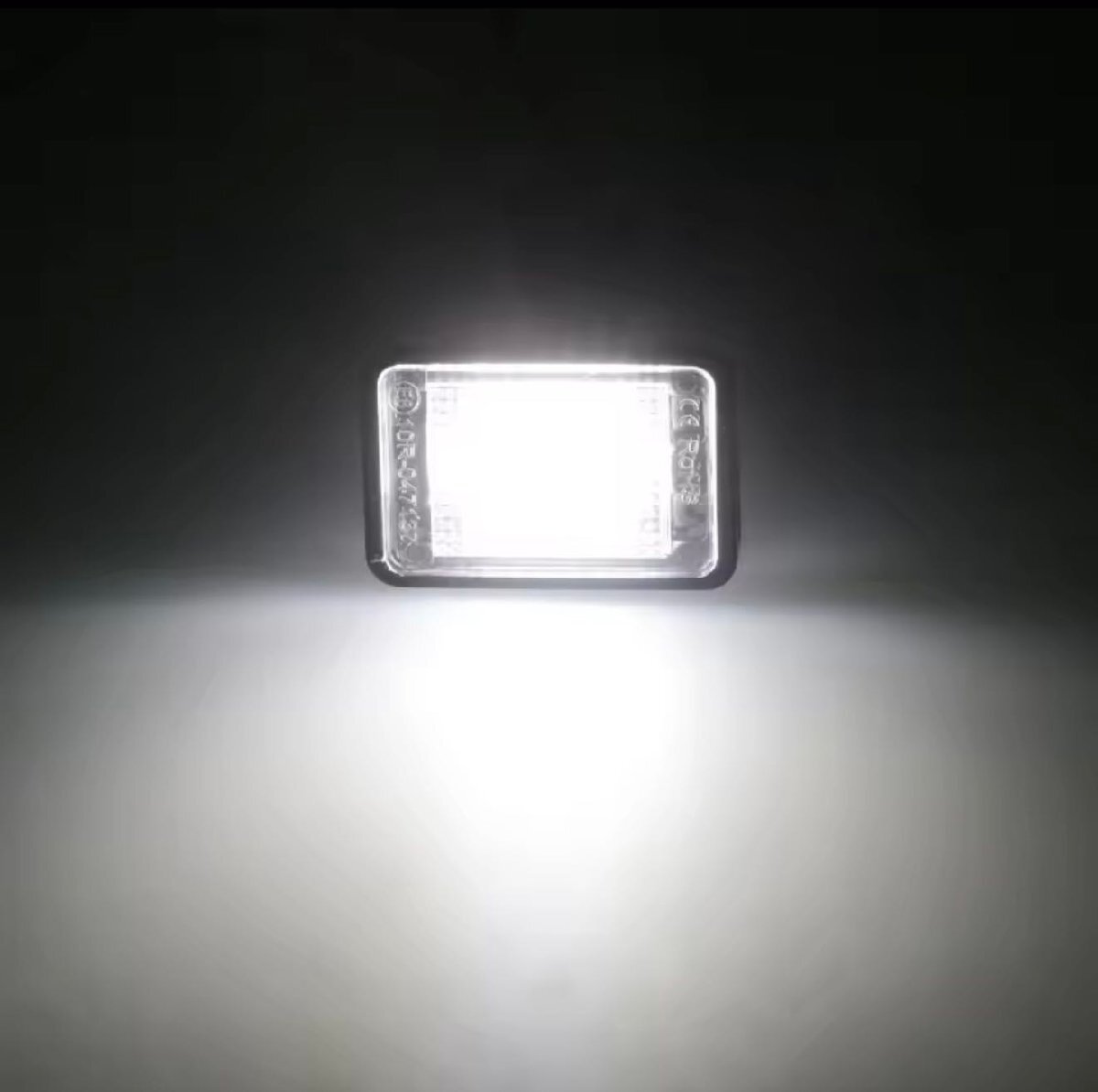 激白光 ! 交換式 ! メルセデス ベンツ LED ナンバー燈 ライセンス ランプ X204 GLK300 4マチック GLKクラス 前期