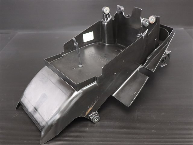激安！CBR400RR純正インナーリアフェンダーAssy！NC29/1990～/規制前