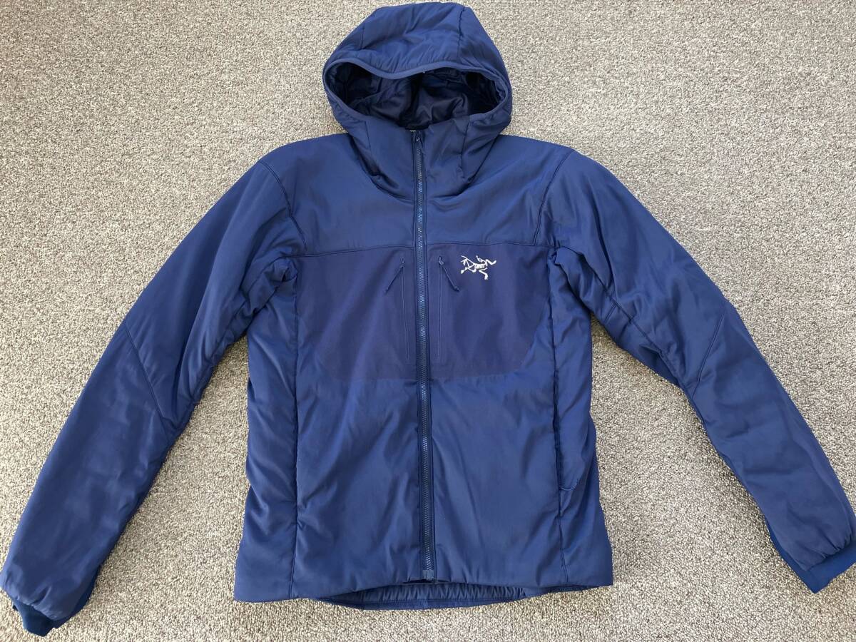 Yahoo!オークション - 美品 ARC'TERYX アークテリクス PROTON AR Yahoo!オークション - 美品 ARC'TERYX アークテリクス PROTON AR