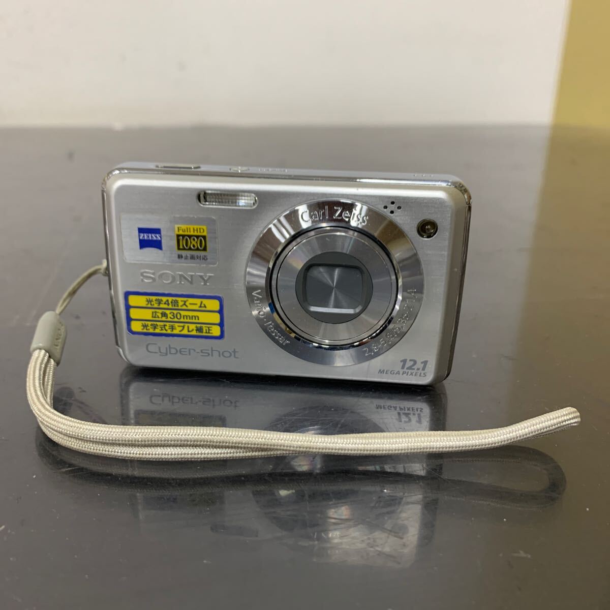 110105.DSC-W220. SONY Cyber-shot.optical steady shot.簡易動作確認済み.本体のみ.ジャンク