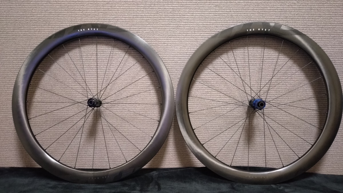 新品】RYET ディスクブレーキ カーボンホイール 700C 50mmハイト 新品】RYET ディスクブレーキ カーボンホイール 700C 50mmハイト