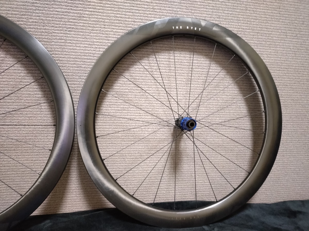 新品】RYET ディスクブレーキ カーボンホイール 700C 50mmハイト 新品】RYET ディスクブレーキ カーボンホイール 700C 50mmハイト