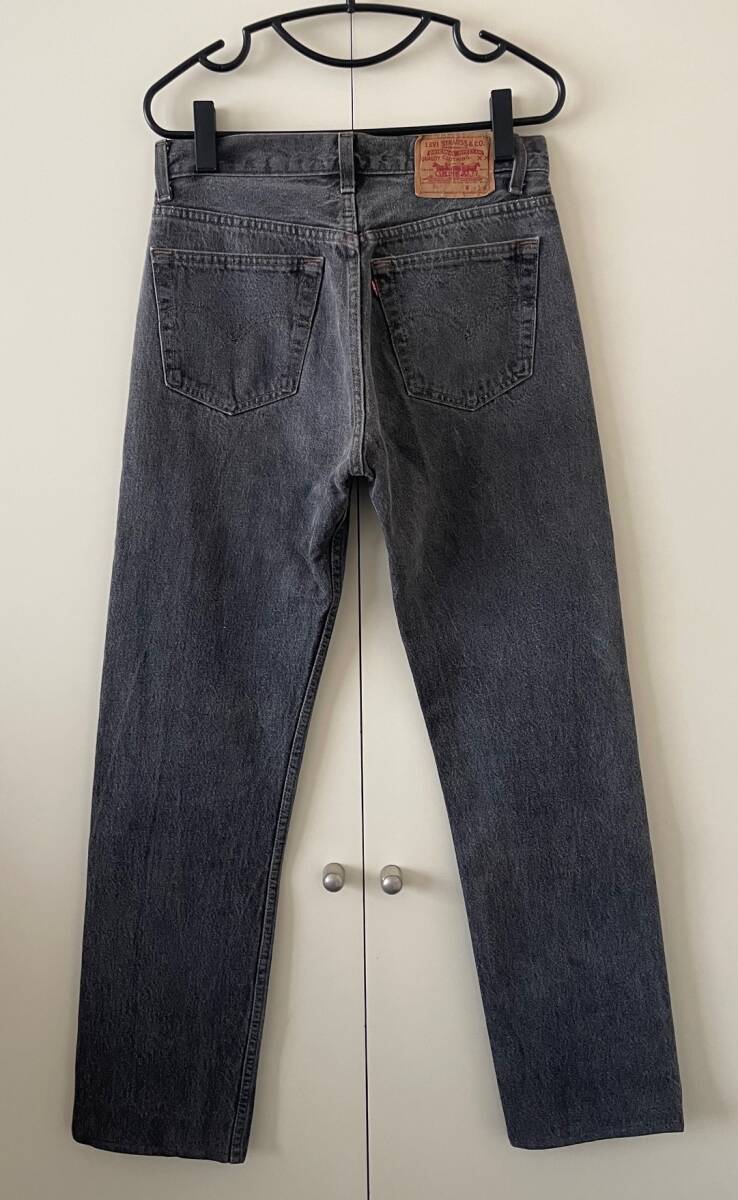 送料込み！90S米國(guó)制 LEVIS リーバイス501-0658 先染めブラック 裾ユニオンスペシャル！刻印653 表記W31L36 ヴィンテージ[XX502.505.606.66