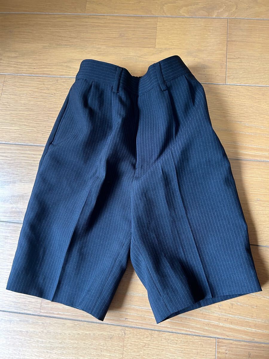 1度のみ　VOWW　フォーマルスーツ　130cm 5点セット　 入学式　卒園式　ストライプ　男の子　結婚式　黒ストライプ_画像5